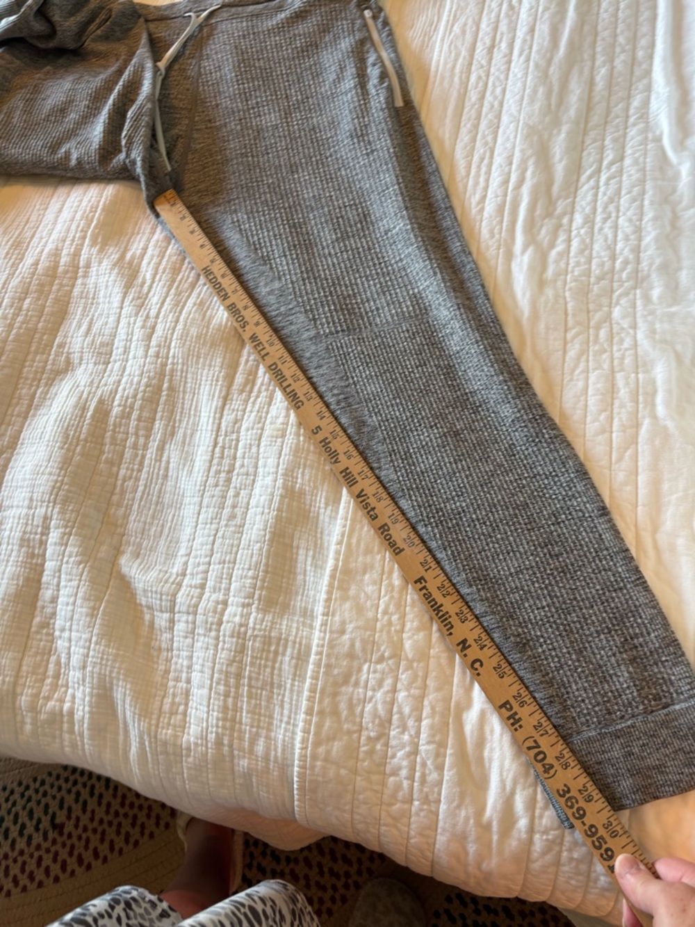 Lululemon Engineered Warmth Merino Wool Jogger Vapor/Gull Grey/Black. Size XL. - Picture 13 of 15
